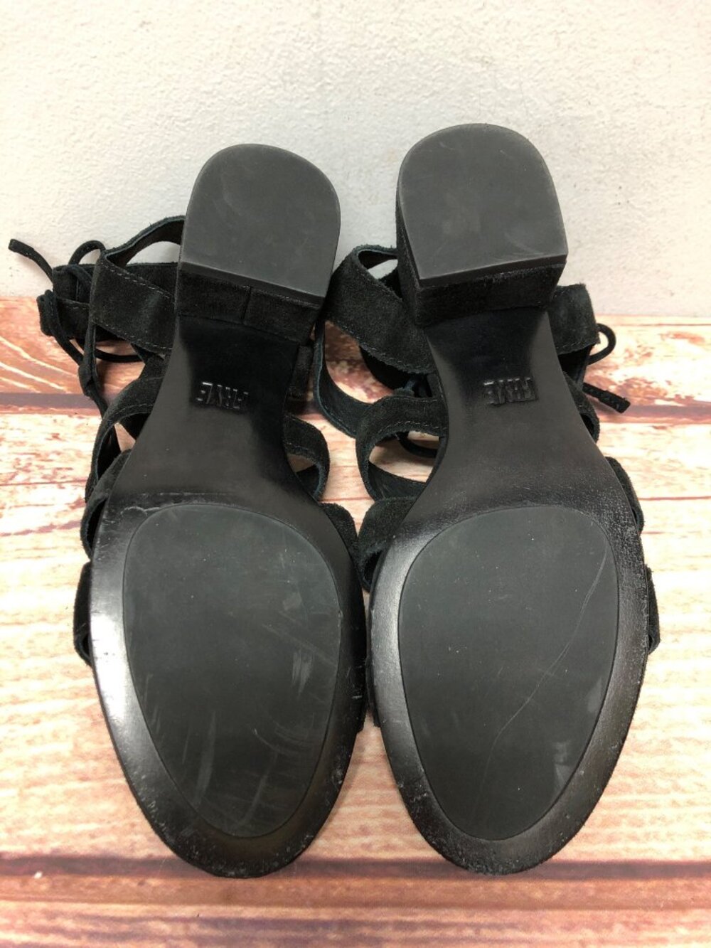 Frye Chrissy Side Ghillie Black Suede Strappy Gladiator Sandals Womens 6 (9g44) - Picture 7 of 10